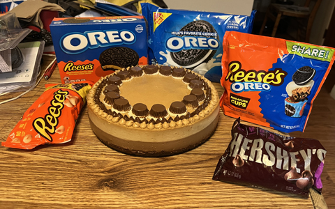 Cookies+Creme / Chocolate Peanut Butter Cheesecake—Prototype 1