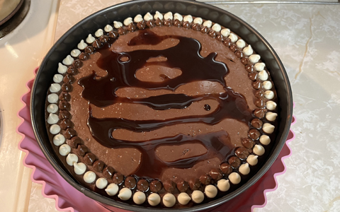 Chocolate Cheesecake—Prototype 26 (messy drizzle)