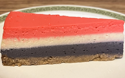Patriotic Cheesecake—Prototype 2 (sliced)